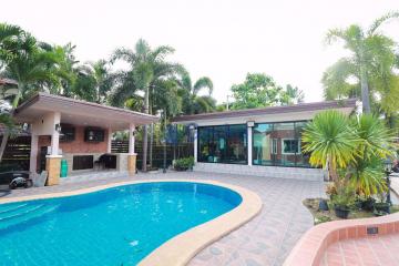 5 Bedrooms House East Pattaya H009414