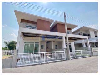 3 Bedrooms bed in House in Baan Khanthamat in East Pattaya H009307