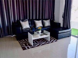 3 Bedrooms bed in House in Baan Khanthamat in East Pattaya H009307