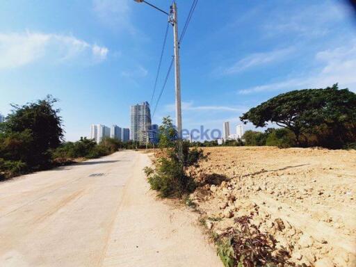 Land available in Jomtien L009139