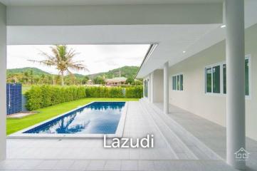 2 Villas for sale, ideal for 1 big family, 2 families or for Investment