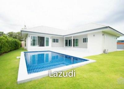 3 Bed 3 Bath New modern pool villa located in Nong Kae