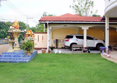 3 Bedrooms House in Royal View Village East Pattaya H009193