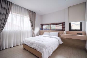 4 Bedrooms House in Wanthip 2 East Pattaya H009192