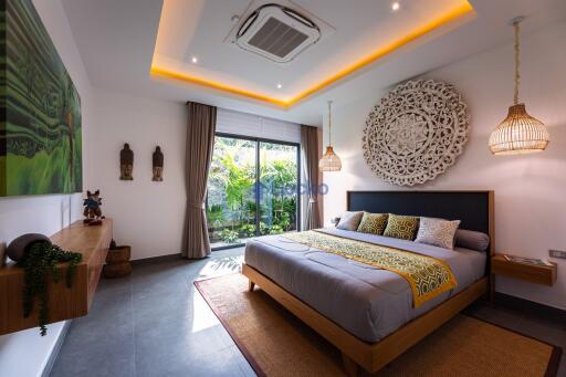 4 Bedrooms House in The Plantation Estates East Pattaya H008434