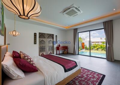 4 Bedrooms House in The Plantation Estates East Pattaya H008434