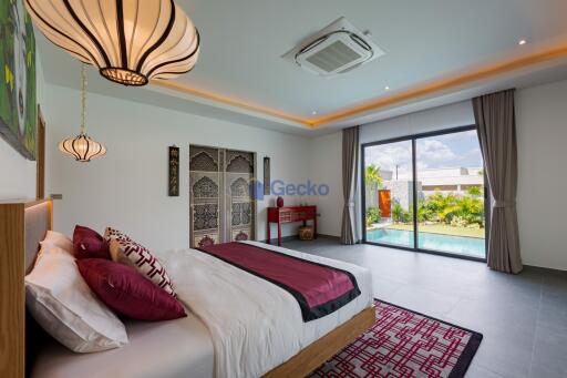 4 Bedrooms House in The Plantation Estates East Pattaya H008434