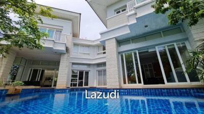 3 Brs Beachfront Villa for rent