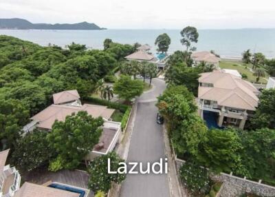 3 Brs Beachfront Villa for rent