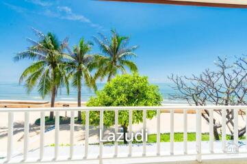 BAAN TALAY SAMRAN : Absolute Beachfront Villa in Cha-am