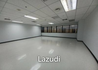 Office space for rent at GMM Grammy Place unit 1906 size 125 sqm
