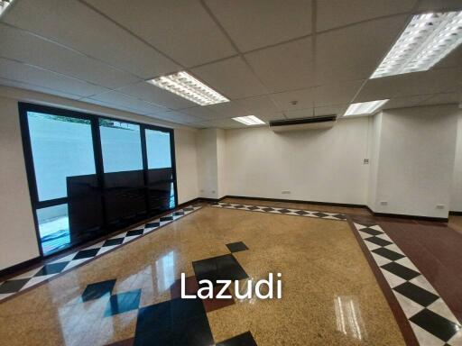 Office space for rent at Prime Building unit 1A size 120 sqm