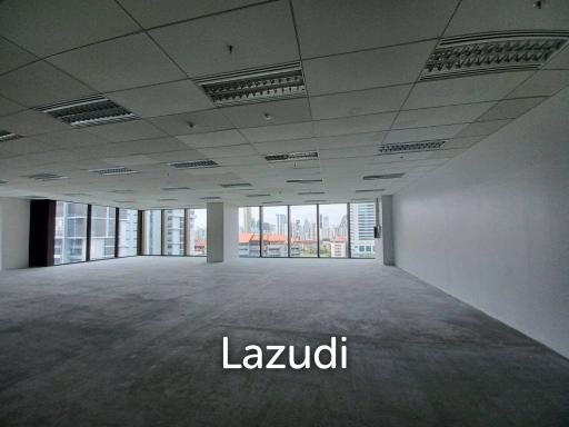 Office space for rent at Singha Complex unit 1707  size 245.90 sqm