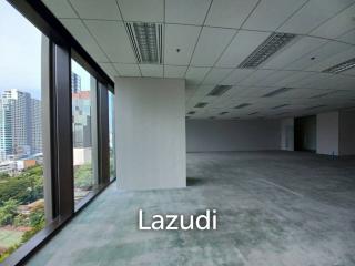 Office space for rent at Singha Complex unit 1707  size 245.90 sqm