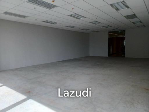 Office space for rent at Singha Complex unit 2010  size 130.46 sqm