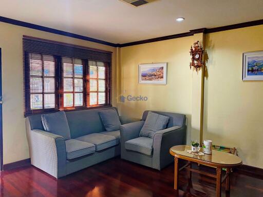 3 Bedrooms House in Park Village East Pattaya H008702