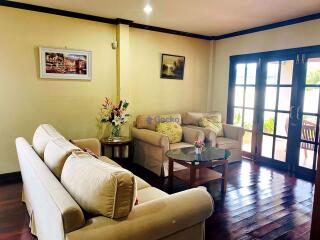 3 Bedrooms House in Park Village East Pattaya H008702