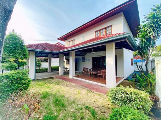 3 Bedrooms House in Park Village East Pattaya H008702