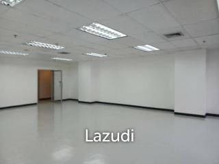 Office space for rent at Sino-Thai Tower unit 8C  size 78 Sqm