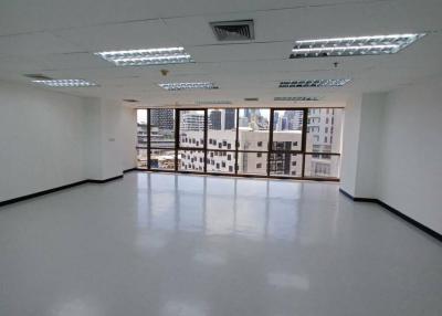 Office space for rent at Sino-Thai Tower unit 7C  size 77 Sqm