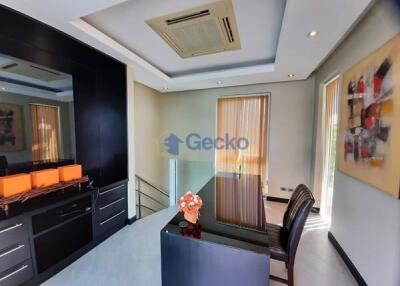 5 Bedrooms House in Palm Oasis Jomtien H008480