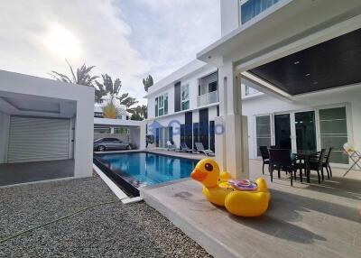 5 Bedrooms House in Palm Oasis Jomtien H008480