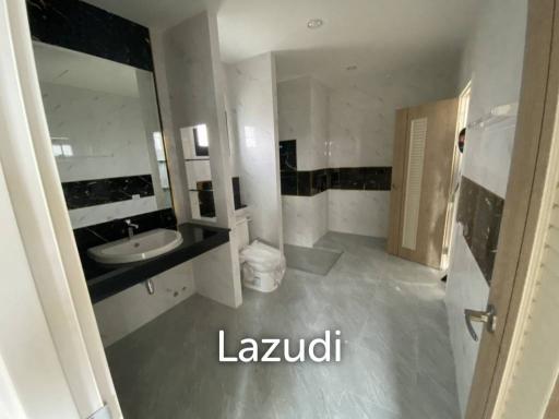 House 3 bed 2 bath near Ruam Chok Mall