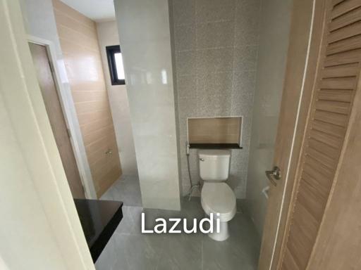 House 3 bed 3 bath near Ruam Chok Mall