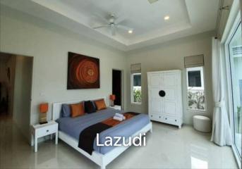 WHITE BEACH VILLAS : 4 bed Show House for sale, 10 minutes walk to the Beach