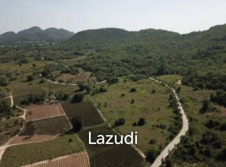 Beautiful elevated land of 15 Rai with great views near Banyan Golf Club.