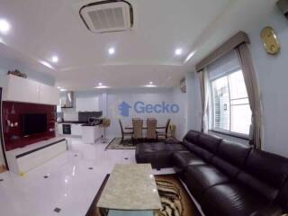 3 Bedrooms House in Pattaya Lagoon South Pattaya H005900