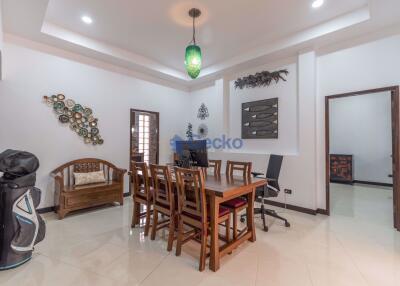 3 Bedrooms House in The Lanterns East Pattaya H010677