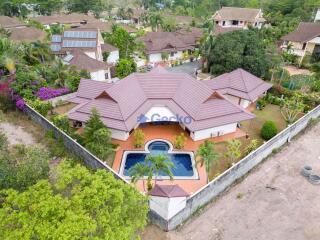 3 Bedrooms House in The Lanterns East Pattaya H010677