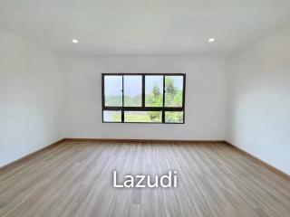 3 Bed 3 Bath 141 SQ.M Patio Srinakarin Rama 9