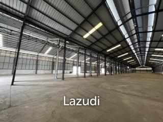 Spacious Warehouses with Private Pier and Tax Benefits - Perfect for Your Business Needs!