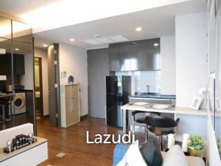 1 bed 1 bath 38 SQ.M The Lumpini 24