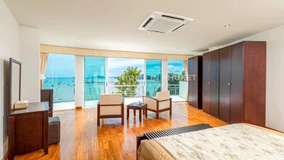 Panoramic Sea View Villa in Ao Por