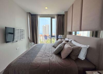 1 Bedroom Condo in The Riviera Wong Amat Beach Wongamat C010682