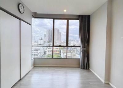 1 Bed 1 Bath 34 SQ.M The Room Sathorn - St.Louis