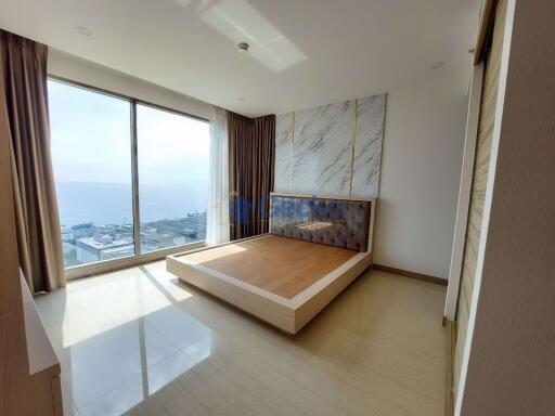 2 Bedrooms Condo in The Riviera Jomtien Jomtien C010694