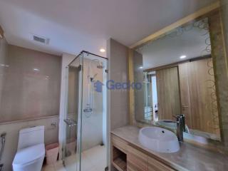 1 Bedroom Condo in The Riviera Wong Amat Beach Wongamat C010690