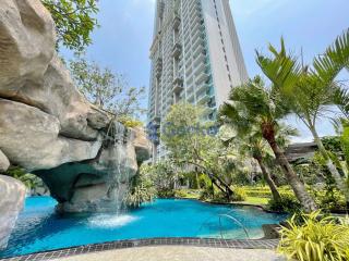 1 Bedroom Condo in The Riviera Wong Amat Beach Wongamat C010690