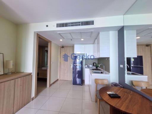 1 Bedroom Condo in The Riviera Wong Amat Beach Wongamat C010690