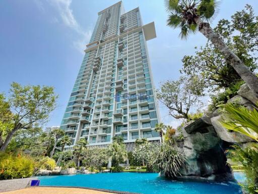 1 Bedroom Condo in The Riviera Wong Amat Beach Wongamat C010709