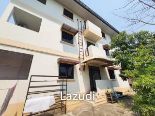 A dormitory with a 2-storey house Near to University.