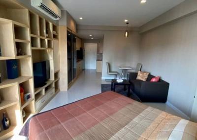 1 Bedroom 1 Bathroom 36 Sqm.Royal Beach Condo.