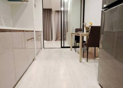 1 Bed 1 Bath 45 SQ.M Noble Ploenchit