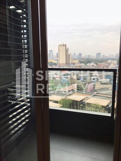 For RENT : The Lumpini 24 / 1 Bedroom / 1 Bathrooms / 39 sqm / 35000 THB [3829160]