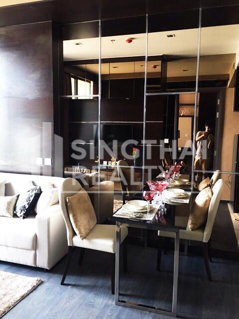 For RENT : Edge Sukhumvit 23 / 1 Bedroom / 1 Bathrooms / 35 sqm / 35000 THB [3800783]