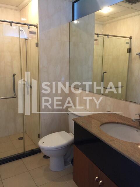 For RENT : Supalai Place / 2 Bedroom / 2 Bathrooms / 81 sqm / 35000 THB [3940862]
